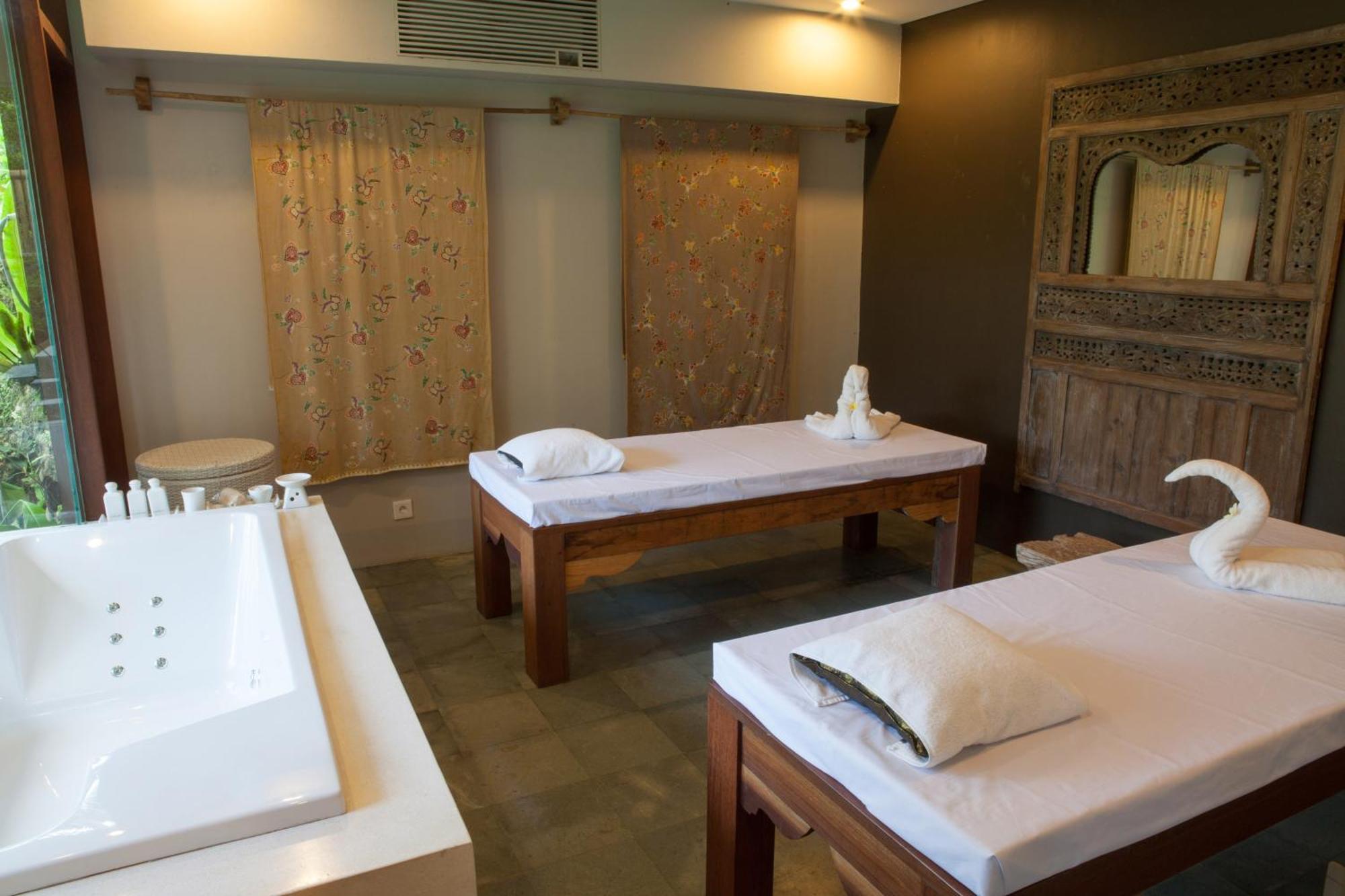 Swarapadi Villa Ubud  Luaran gambar