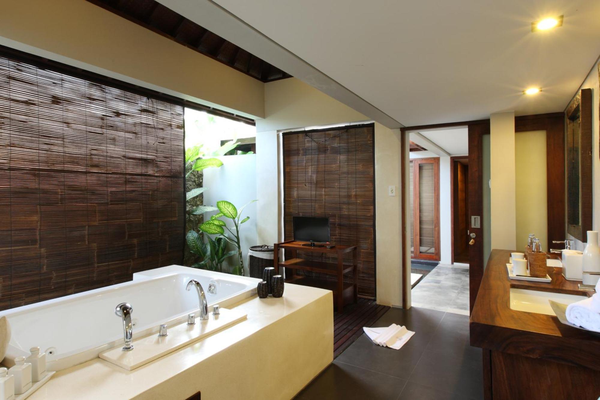 Swarapadi Villa Ubud  Luaran gambar